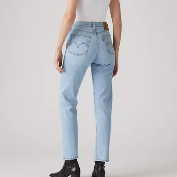 Levi's Blue Boyfriend Jeans Relaxed Fit - Picture 6 of 6